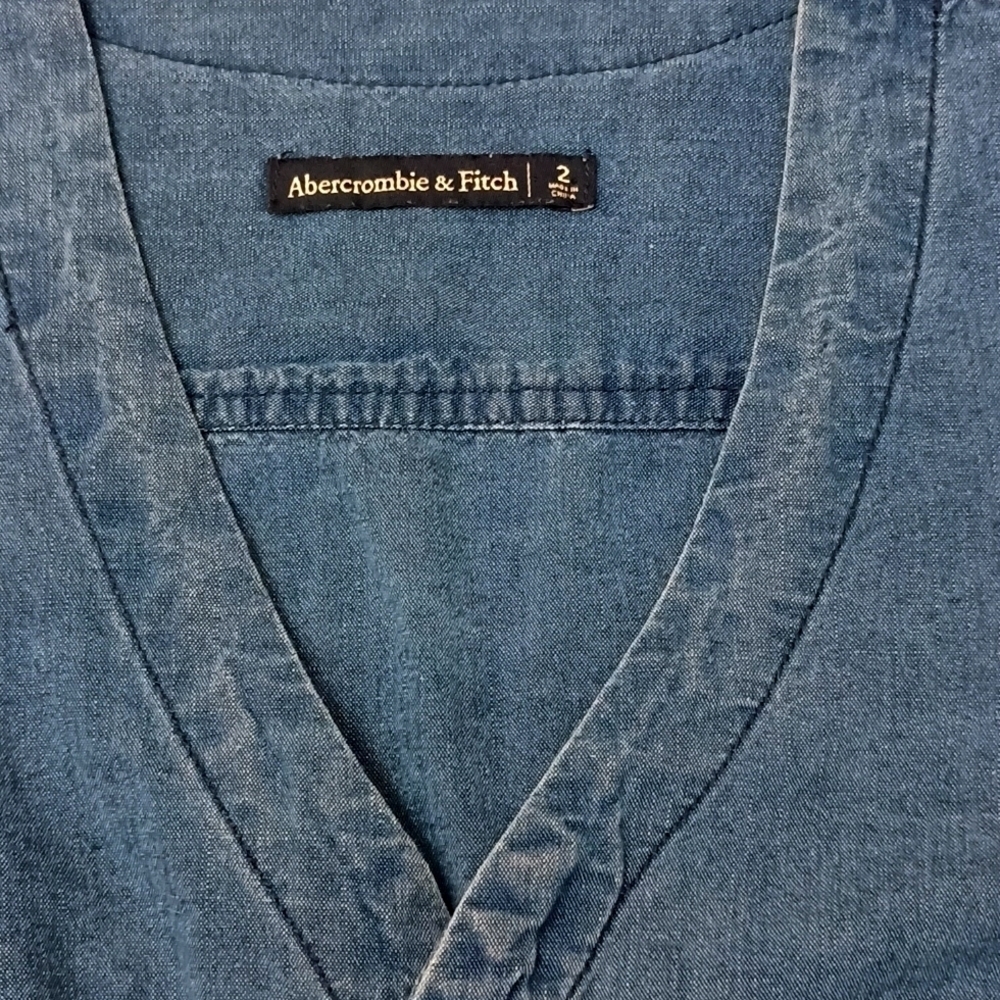 Abercrombie & Fitch Long Sleeve V-Neck Lightweight Denim Romper - Picture 2 of 6